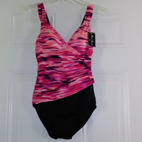 Rosa Secret Swimsuit,  Color black, and pink, Size M. - Picture 2 of 6